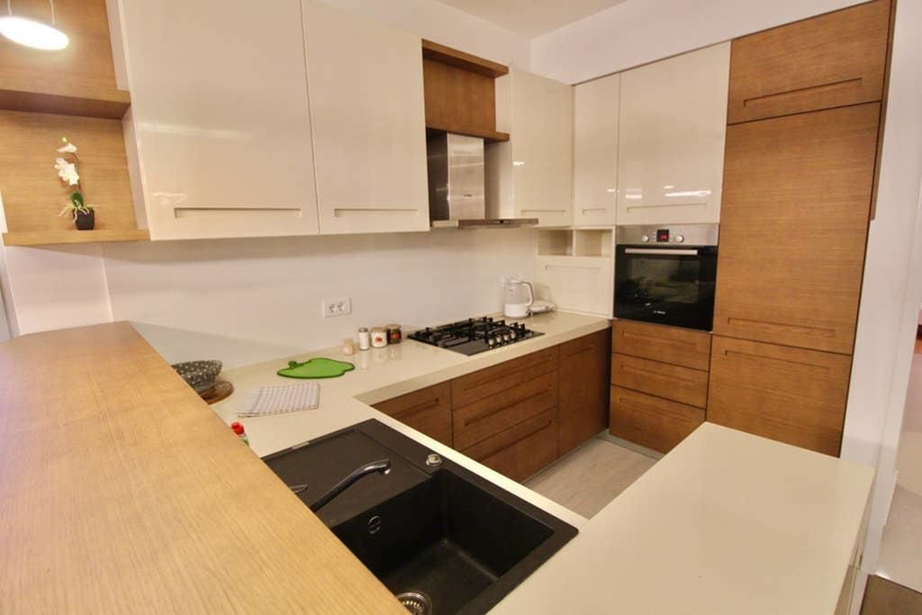 Апартаменты 2bd Modern Apt w/ Kotor Old Town & Bay Views Котор-17