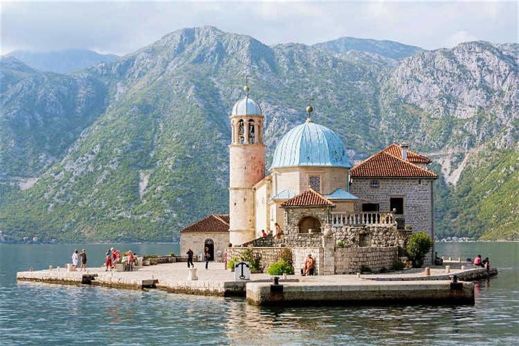 Апартаменты 2bd Modern Apt w/ Kotor Old Town & Bay Views Котор-21