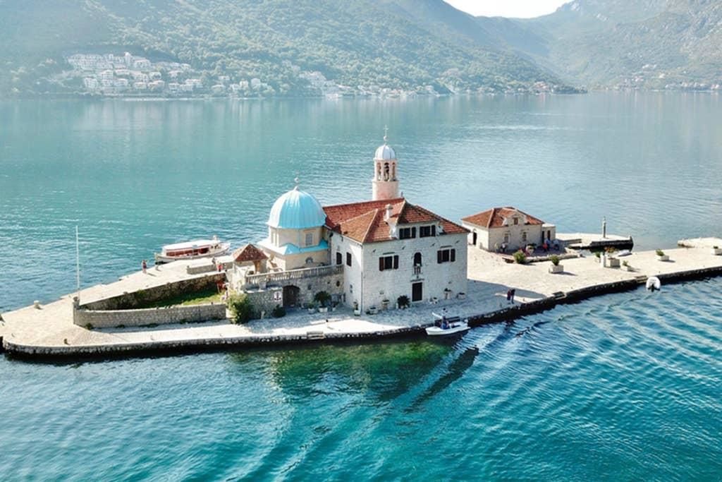 Апартаменты 2bd Modern Apt w/ Kotor Old Town & Bay Views Котор-44