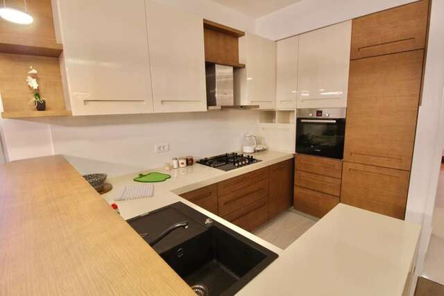 Апартаменты 2bd Modern Apt w/ Kotor Old Town & Bay Views Котор-16