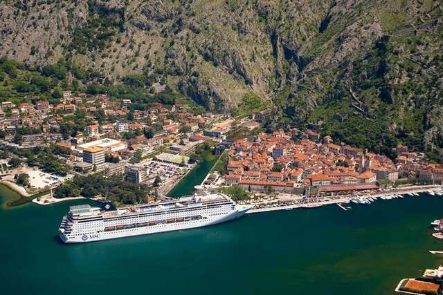 Апартаменты 2bd Modern Apt w/ Kotor Old Town & Bay Views Котор-21
