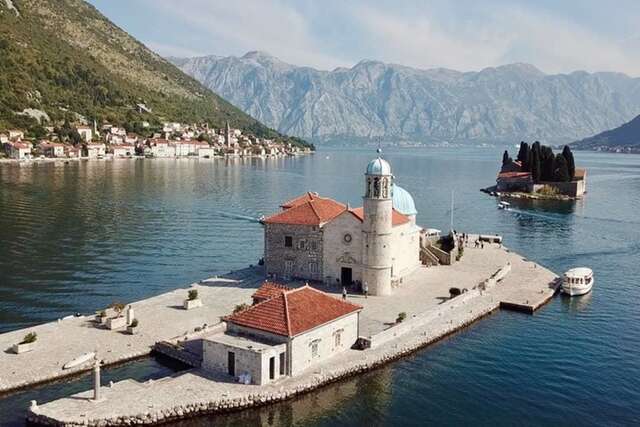 Апартаменты 2bd Modern Apt w/ Kotor Old Town & Bay Views Котор-26