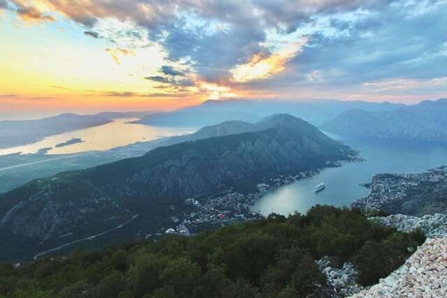 Апартаменты 2bd Modern Apt w/ Kotor Old Town & Bay Views Котор-35